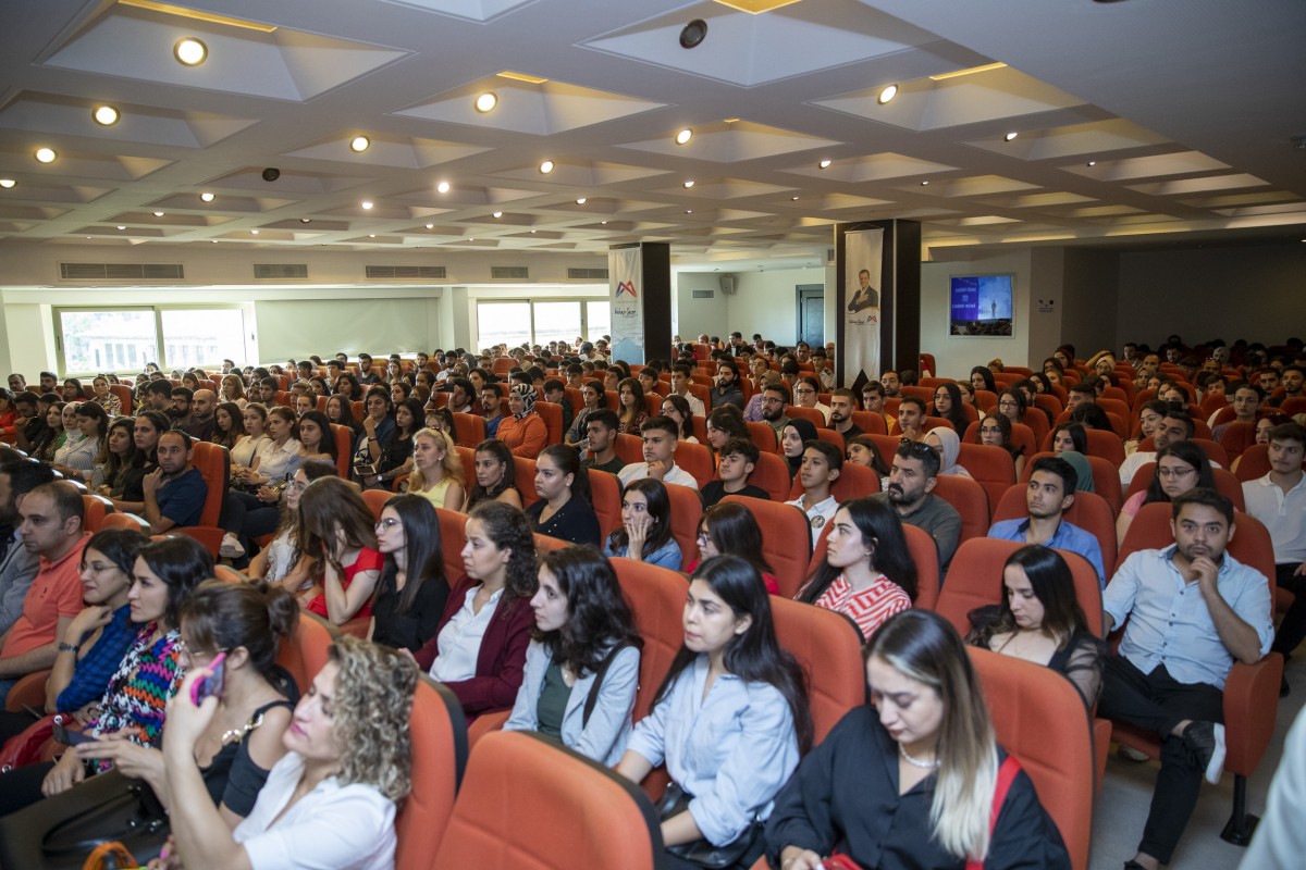 Mersin'de Gençler Kariyer Merkezi İle Geleceğe Hazırlanıyor