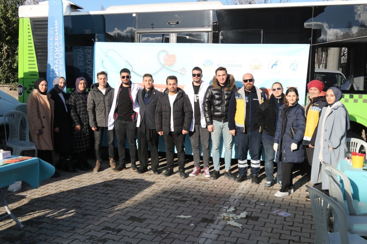 Sakarya Büyükşehir'in projesi ilk durağında 500 kişiyi ağırladı