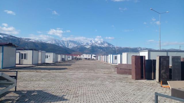 Gaziantep'te 30 bin ailenin barınacağı çadır kent kuruluyor