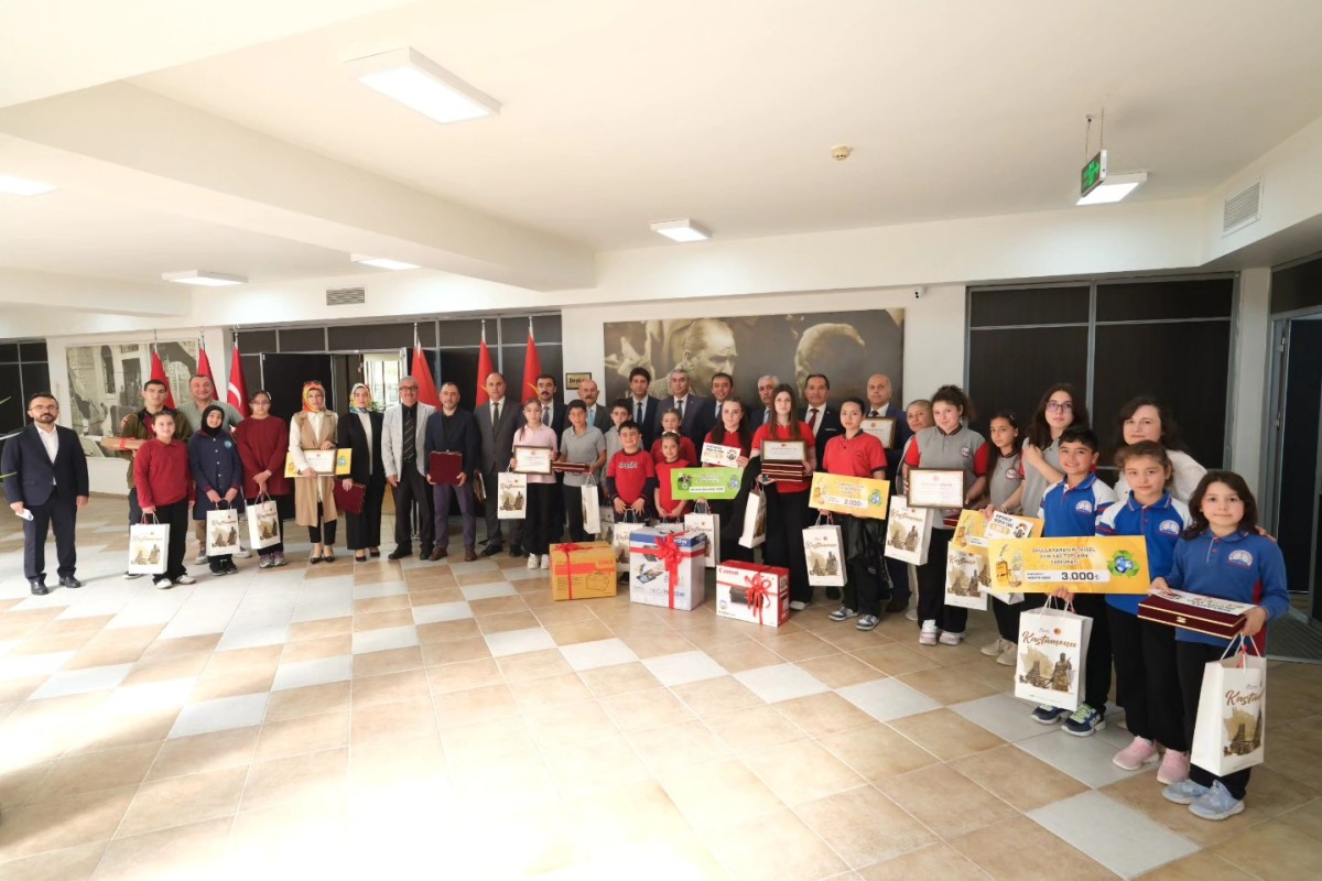 Kastamonu’da Geri Dönüşüm Seferberliği: Tonlarca Atık Toplayan Okullar Ödüllendirildi