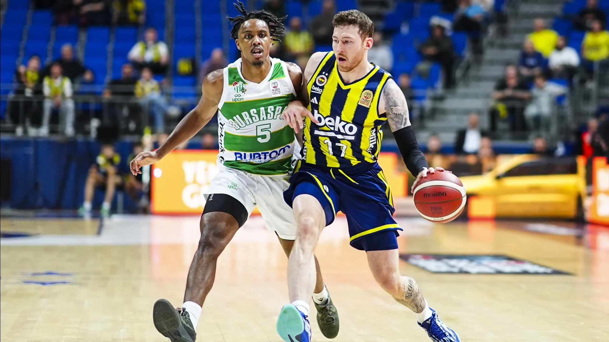 FENERBAHÇE'DE ÜÇLEME COŞKUSU: ONURALP BİTİM TARİHİ SEZONU ÖZETLEDİ