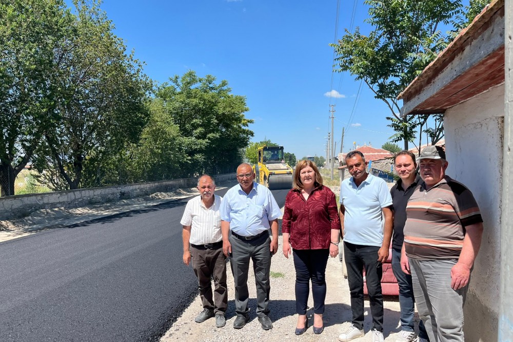 ESKİŞEHİRİN İKİ İLÇESİNDE ULAŞIM HAMLESİ YOLLAR BAŞTAN AŞAĞI YENİLENDİ