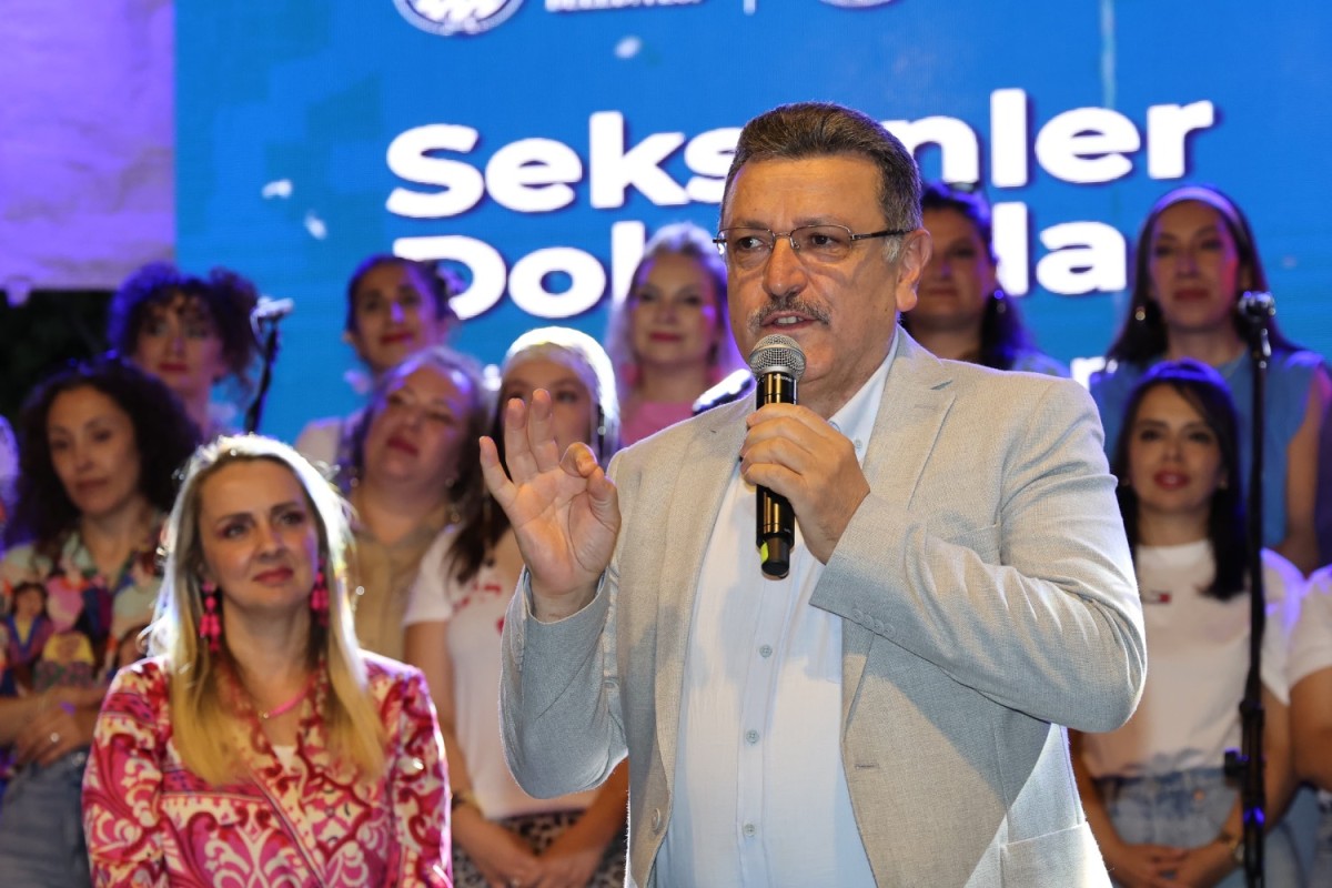TRABZONDA AİLE BULUŞMASI GELENEKSEL HALE GELİYOR FESTİVALE COŞKULU KAPANIŞ