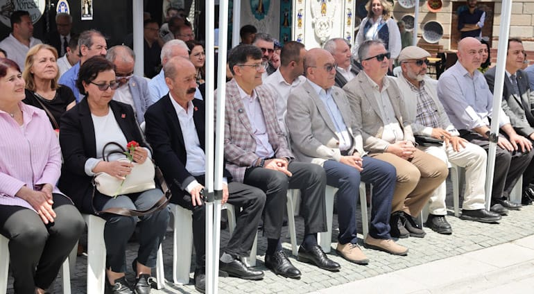 Kütahya’nın Kültür Mirası Germiyan Sokak’ta Canlandı: Yeni Sezon Açılışı Yapıldı
