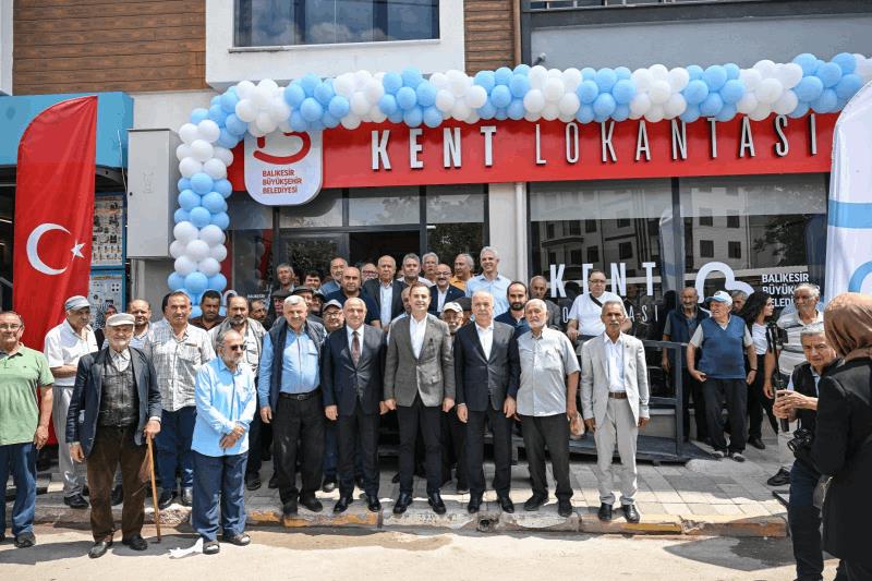 BALIKESİR'DE SOSYAL BELEDİYECİLİK DEVRİMİ: DURSUNBEY'DE YÜZLERİ GÜLDÜREN BÜYÜK TOPLU AÇILIŞ HAMLESİ